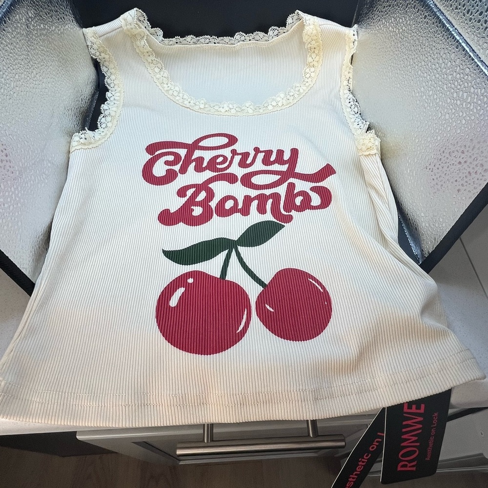 ROMWE Cherry Delight Tank Top White and Red🍒